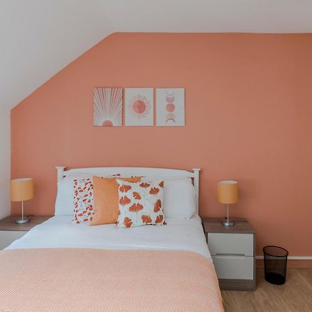 Wonderland - Fitzrovia - By Frankie Says Apartment London Luaran gambar