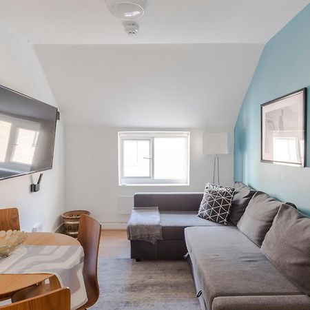 Wonderland - Fitzrovia - By Frankie Says Apartment London Luaran gambar