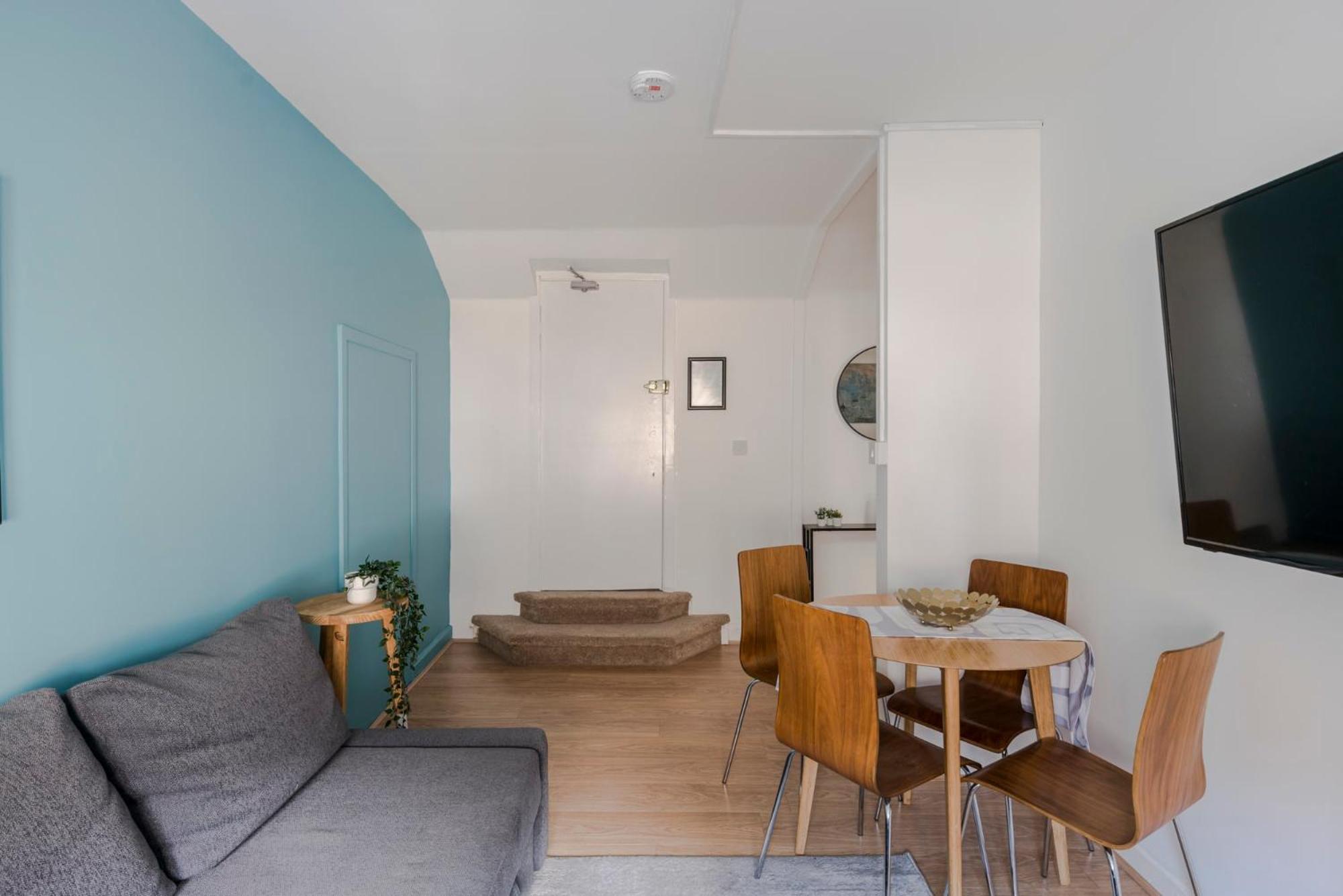 Wonderland - Fitzrovia - By Frankie Says Apartment London Luaran gambar
